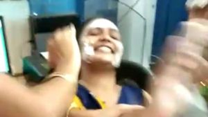  కొంపముంచిన పుట్టినరోజు హంగామా- 6గురు వాలంటీర్ల తొలగింపు‌-వార్డు సెక్రెటరీపై చర్యలు