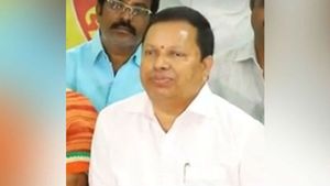 కదనోత్సాహంలో ఉన్న కమల నేతల్లో కుమ్ములాటలు: ఎర్ర శేఖర్ రాజీనామా: బండి సంజయ్ పర్యటన వేళ