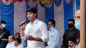కరోనా వైరస్ బారిన పడిన వైసీపీ ఎంపీ: హోమ్ క్వారంటైన్: ఆరోగ్యం బాగుందంటూ