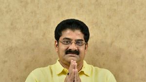 అన్నంతపని చేసిన అనపర్తి తాజా, మాజీ ఎమ్మెల్యేలు .. గణపతి ఆలయంలో సతీ సమేతంగా సత్య ప్రమాణాలు 