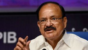  యువత నలుగురికి ఉపాధి కల్పించాలి, టీఐఈ సమ్మిట్‌లో ఉప రాష్ట్రపతి వెంకయ్య నాయుడు