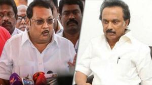 డీఎంకెలో ఆళగిరి మంటలు.. స్టాలిన్‌పై యుద్దం ప్రకటించిన సోదరుడు.. ఎట్టి పరిస్థితుల్లోనూ సీఎం కానివ్వనని...