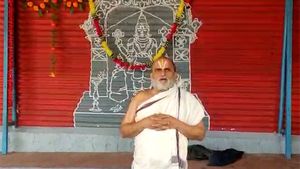 భయంకరమైన శిక్ష: రామతీర్థం ఉదంతంపై జగన్ సర్కార్‌కు చిల్కూర్ బాలాజీ అర్చకుల అల్టిమేటం