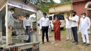 పేదల కోసం మరో పథకం రెడీ: ముహూర్తం ఫిక్స్ చేసిన జగన్ సర్కార్: అచ్చి వచ్చిన సెంటర్‌లోనే