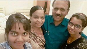 కాళికనని నాలుక కోసి తినేసి .. మదనపల్లె హత్యల కేసులో డాక్టర్ లతో భయానక విషయాలు