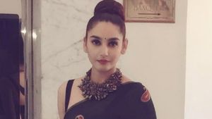 Ragini: సంక్రాంతి పండుగకు హీరోయిన్ కు చిప్పకూడే, మొన్న లగ్జరీ లైఫ్, ఆటోగ్రాఫ్ లు, నేడు జైల్లో రామభజన ! 