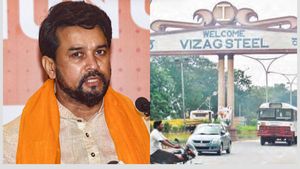 ఉక్కు ఫ్యాక్టరీ ప్రైవేటీకరణ ఆ సూచన మేరకే: పోలవరంపై కూడా క్లారిటీ ఇచ్చిన కేంద్ర మంత్రి