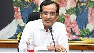 నిమ్మగడ్డ టూర్ ఎఫెక్ట్?: టీటీడీ జేఈఓపై బదిలీ వేటు: నో పోస్టింగ్: జీఏడిలో రిపోర్ట్