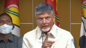  కుప్పంలో పరాభవమే కానీ, స్వగ్రామంలో సత్తా చాటిన చంద్రబాబు: వైసీపీ ప్రయత్నాలు విఫలం