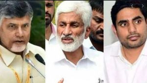 లోకేష్ పప్పులకే పప్పు, చంద్రబాబువి భ్రమ రాజకీయాలు : తండ్రీ, కొడుకును టార్గెట్ చేసిన సాయిరెడ్డి 