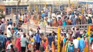 మినీ మేడారంలో కరోనా.. 10 లక్షల మంది వరకు హాజరు, సిబ్బందికి పాజిటివ్..?
