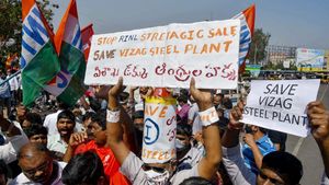 కేంద్ర మంత్రి సమాధానంతో ముదురుతున్న విశాఖ స్టీల్ ప్లాంట్ వ్యవహారం..ఆందోళనలు మరింత ఉధృతం