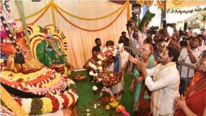 నేడు చంద్రబాబు..రేపు వైఎస్ జగన్: విశాఖ పాలిటిక్స్ గరంగరం: జేఏసీ నేతలతో భేటీ: హామీ?