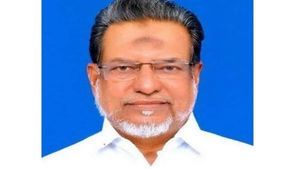  అన్నాడీఎంకే ఎంపీ మహ్మద్ జాన్ ఆకస్మిక మృతి: ఎన్నికల ప్రచారంలో పాల్గొన్న కొద్దిసేపటికే