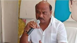  తిరుమల శ్రీవారికి భక్తులు సమర్పించే తలనీలాల స్మగ్లింగ్ .. దోపిడీలో జగన్ దారే వేరయా : అయ్యన్న ఫైర్ 