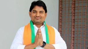సాగర్ బీజేపీ అభ్యర్థి ఖరారు, ఎస్టీ వైపు మొగ్గు.. రవికుమార్ నాయక్