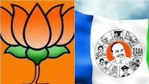 తిరుపతిలో బీజేపీ , వైసీపీల మధ్య పాట వివాదం ... తమ పాట కాపీ అంటూ వైసీపీ ఆరోపణలు
