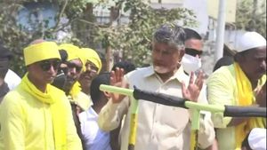  జగన్‌ అమరావతి ద్రోహి- జనం కన్నెర్ర చేస్తే తాడేపల్లి వీడాల్సిందే- గుంటూరులో చంద్రబాబు