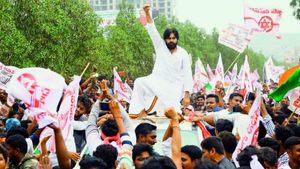 ఏపీలో మున్సిపల్ ఎన్నికల పోలింగ్ కు సర్వం సిద్ధం  .. రేపు విజయవాడకు జనసేనాని పవన్ కళ్యాణ్