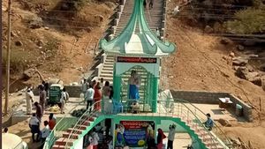 ఎడ్లపాడు ఘటనపై గుంటూరు పోలీసులు ఏం చెబుతున్నారు?: బీజేపీ నేతలకు సాక్ష్యాలు