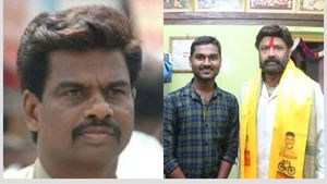 రాత్రి మందు..పగలు ఫ్యాన్స్: బాలకృష్ణ ఎలాంటివారో తేల్చేసిన ఎంపీ గోరంట్ల మాధవ్