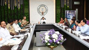 బంపర్ ఆఫర్, ఆ రోజు 10 శాతం డిస్కౌంట్.. వారికి మొబైల్స్ కాస్త చౌకే..త్వరపడండి..
