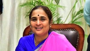 రత్నప్రభ ఎస్సీ కాదా: క్రిస్టియనా: అయిదు పెండింగ్ కేసులు: జేడీయూ నేత ఎంట్రీ