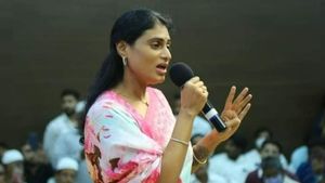 పాలేరు గడ్డపై పులివెందుల బిడ్డ -పోటీకి వైఎస్ షర్మిల సై -పార్టీలోకి మాజీ డీజీపీ! -ఖమ్మం సభ ఎలా?