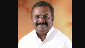 షాక్: ఆయన గెలిస్తే ఉపఎన్నిక తప్పదు -కరోనాతో కాంగ్రెస్ అభ్యర్థి మాధవ రావు మృతి -శ్రీవిల్లిపుత్తూరులో విషాదం