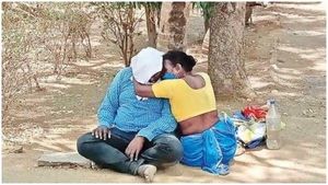 కరోనా భయమే ప్రాణం తీసింది: తల్లి కళ్ల ముందే కొడుకు మృతి, భోరుమన్న మాతృమూర్తి