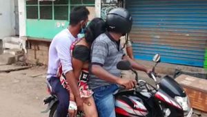 అయ్యో పాపం:శ్రీకాకుళంలో దారుణం - స్మశానవాటికకు మృతదేహం బైకుపై  తరలింపు..!