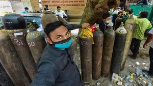  బెంగళూరులో ఆక్సిజన్ కొరత, ఎస్ఓఎస్ జారీ చేసిన 2 ఆస్పత్రులు: 24 మరణాలపై  ప్రభుత్వం ఇలా