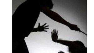  నల్గొండలో పోలీసుల కఠినత్వం: లాఠీలతో జర్నలిస్టులు, ప్రభుత్వ ఉద్యోగులపై దాడి