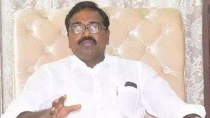 రెండోసారి కరోనా బారినపడ్డ మంత్రి పువ్వాడ అజయ్.. ప్రస్తుతం హోం ఐసోలేషన్‌లో... 