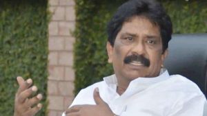  మాజీ ఎంపీ సబ్బం హరి కన్నుమూత: వైఎస్సార్ ముఖ్య అనుచరుడిగా..అల్లు అరవింద్‌పై!