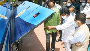 APSRTC బస్సుల్లో ఆక్సిజన్‌ బెడ్లు- వెన్నెల సర్వీసుల్లో-ఏజెన్సీ స్పెషల్