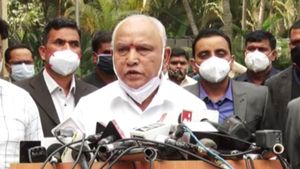 Hint: ఒక్కమాటైనా వింటున్నారా ?, మంత్రాలకు చింతకాయలు రాలవు, మేమే డిసైడ్ చేస్తాం, సీఎం! 