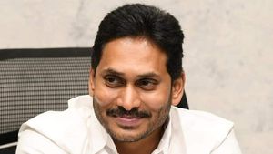 YSR Bima: తెలుసుకోవాల్సిన కీలక మార్పులు: కొత్త విధానంతో జనం ముందుకు: వైఎస్ జగన్
