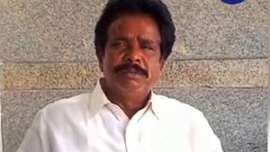 ఆనందయ్య ఐ డ్రాప్స్‌ హానికరమే.. నివేదిక, హైకోర్టులో వాదనలు, వాయిదా