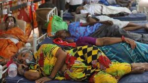 తీరు మారని అనంతపురం ఆసుపత్రులు: కలెక్టర్ ఏం చెబుతున్నారు?: సున్నా నుంచి వందల్లో
