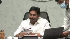 Anantapur: 500 పడకల జర్మన్ హ్యాంగర్ కోవిడ్ ఆసుపత్రి: ప్రారంభించిన వైఎస్ జగన్