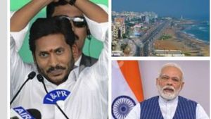 Visakha:జగన్ ఇక అగేది లేదు..విశాఖ నుండే జెండా-అజెండా : మూహూర్తం -వ్యూహం పక్కా : ఢిల్లీ నుండి క్లారిటీ..!!