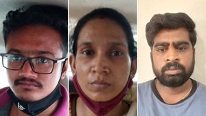 Bed scam: అవును ఆ ముగ్గురికి సంబంధం ఉంది, పరుపుల బిజినెస్ లో ఆంటీ A1, మొత్తం !