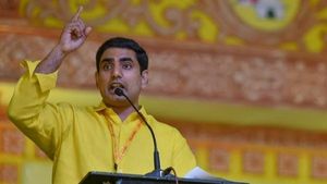వైసిపి సెక్షన్ కింద బులుగు ఖాకీలు మాస్కు పెట్టుకోని జగన్ రెడ్డికి ఏ శిక్ష విధిస్తారు : లోకేష్ ఫైర్