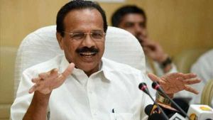 Bengaluru: వ్యక్తిగత విషయాలు మీడియాలో రాకుండా కోర్టులో స్టే తెచ్చుకున్న కేంద్ర మంత్రి, అందుకే ! 