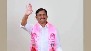 ముత్తాత ఇచ్చిన 2 గుంటలే నా ఆస్తి... మీకోసం పనిమనిషిలా పనిచేస్తా : హుజురాబాద్‌లో గెల్లు శ్రీనివాస్ 