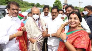 TTD: ఆలయాల అభివృద్ది చెయ్యాలని సీఎం వైఎస్ జగన్ డిసైడ్ అయ్యారు, డీసీఎం, పరిశీలించిన టీటీడీ ఈవో ! 