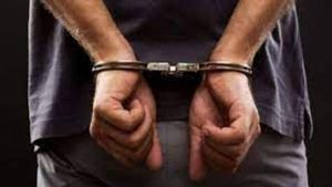  Officer: సహద్యోగి రేప్ కేసులో ఎయిర్ ఫోర్స్ అధికారి అరెస్టు, ఫ్లైట్ లెఫ్టినెంట్ ఉద్యోగం చెయ్యమంటే ! 