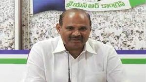  స్టార్ డమ్ అడ్డుకొని కామెంట్ చేయడం సరికాదు, పవన్‌పై పార్థసారథి ఫైర్