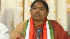 దళితులపై కపట ప్రేమ, కేసీఆర్‌పై సీతక్క నిప్పులు